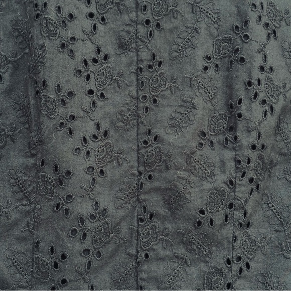 Lauren Ralph Lauren Eyelet Button Up Blouse Black Size 8 Ruffle Floral Classic - Picture 8 of 10